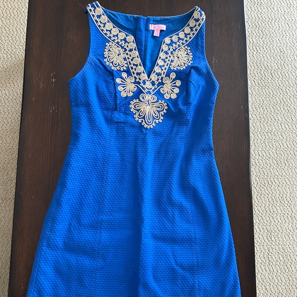 LILLY PULITZER | Classic Shift Dress - Picture 1 of 4